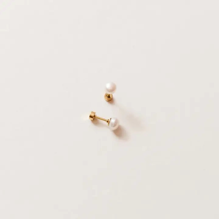 Freshwater Pearl Earrings
