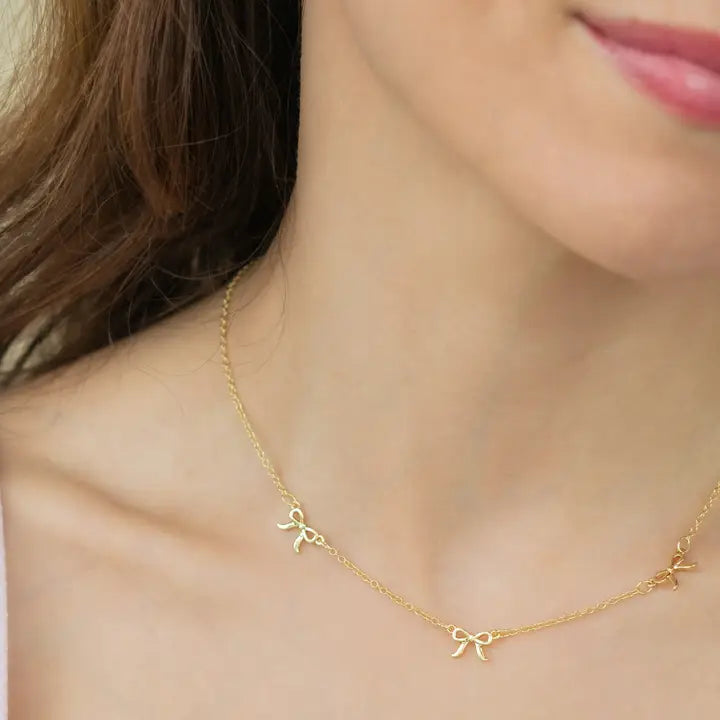 Beautiful Bows Gold Necklace